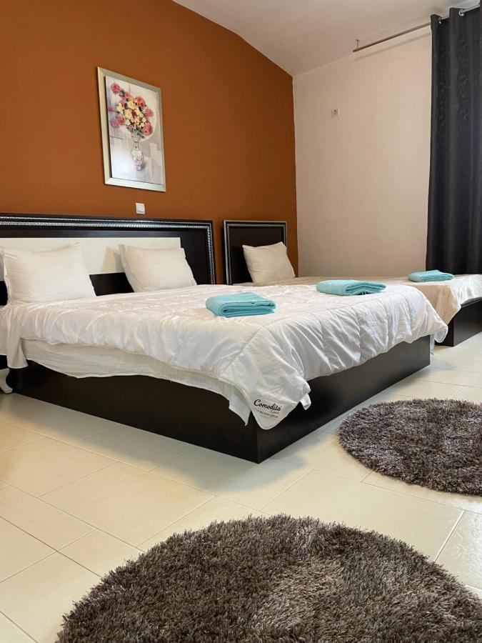 Hotel Yal Restaurant تيتوفو المظهر الخارجي الصورة