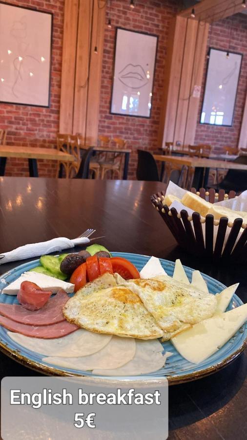 Hotel Yal Restaurant تيتوفو المظهر الخارجي الصورة