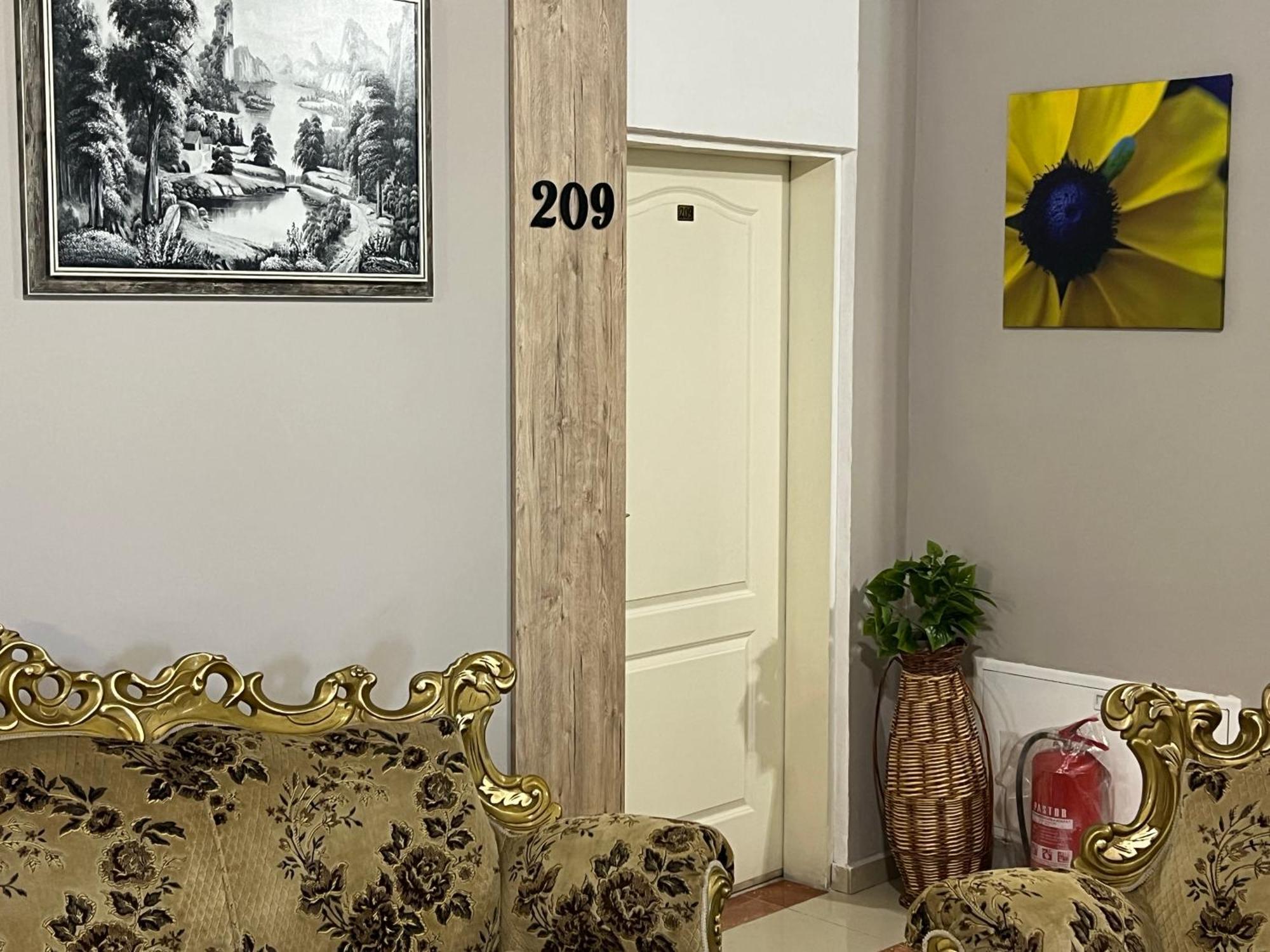 Hotel Yal Restaurant تيتوفو المظهر الخارجي الصورة